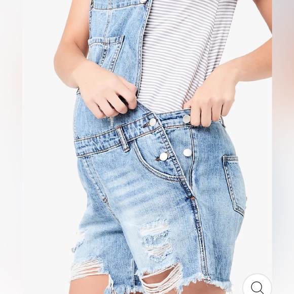 Ripe Destructed Maternity Shortalls - light denim wash - Small - Picture 2 of 2